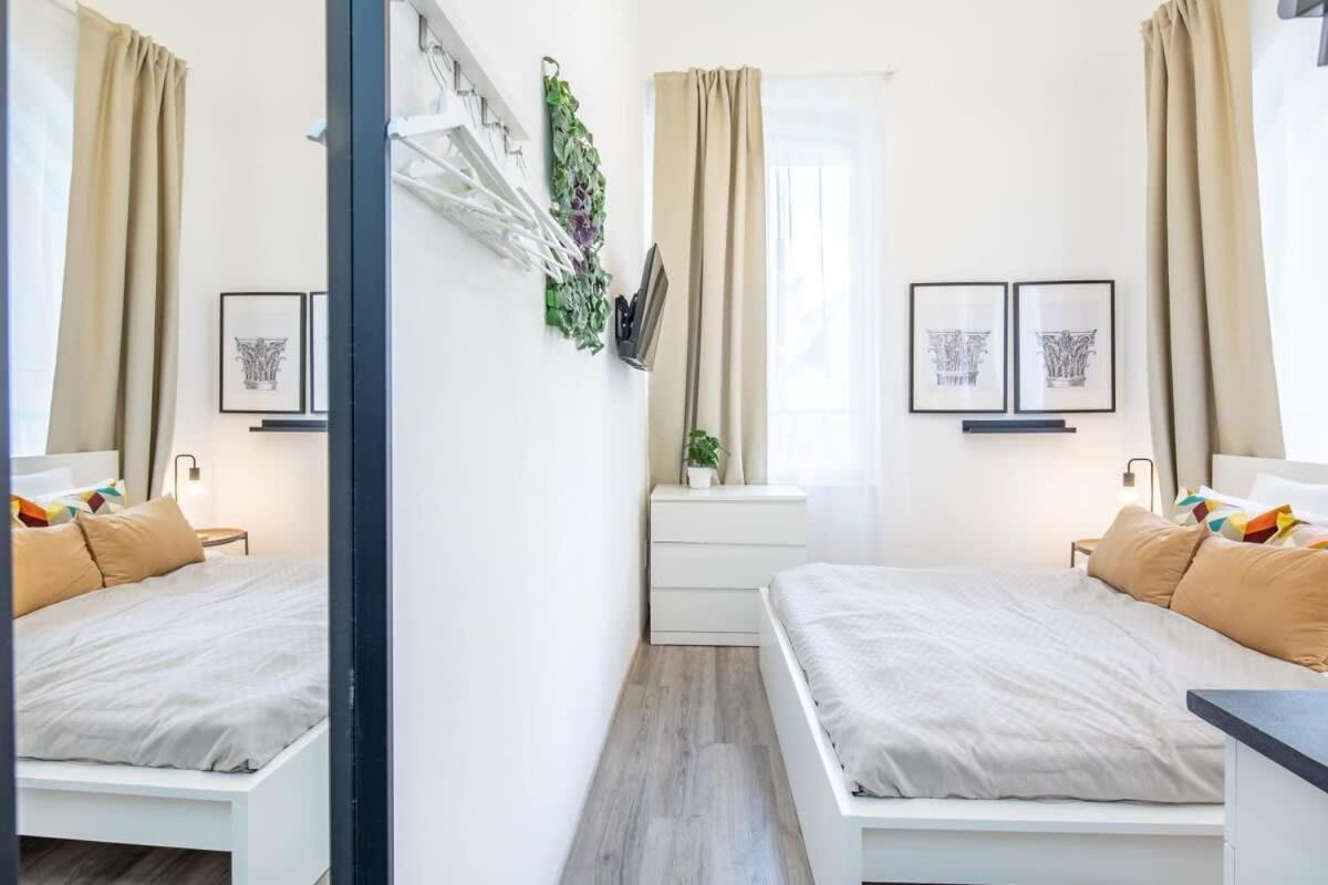 Extra Central Mini Studio - Lively Neighborhood Budapeszt Zewnętrze zdjęcie